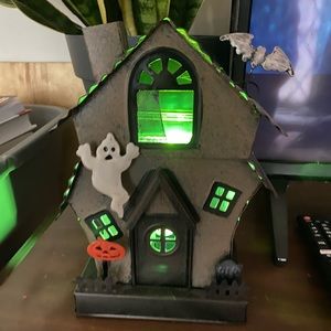 🎃 Scentsy Halloween fragrance wax warmer Haunted House